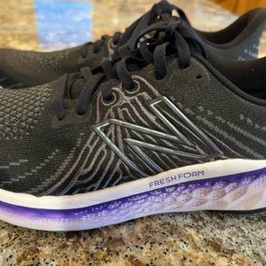 NB Fresh Foam X Vongo v5  Size 9B - Women's